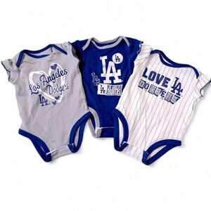 Los Angeles Dodgers Baby 0-3M Onesies Set